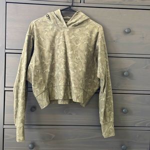 Athleta Cropped Hoodie Camo